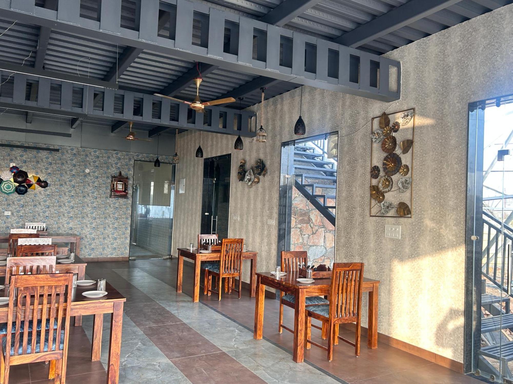 Royal Rajasthan Resort Sikar Экстерьер фото