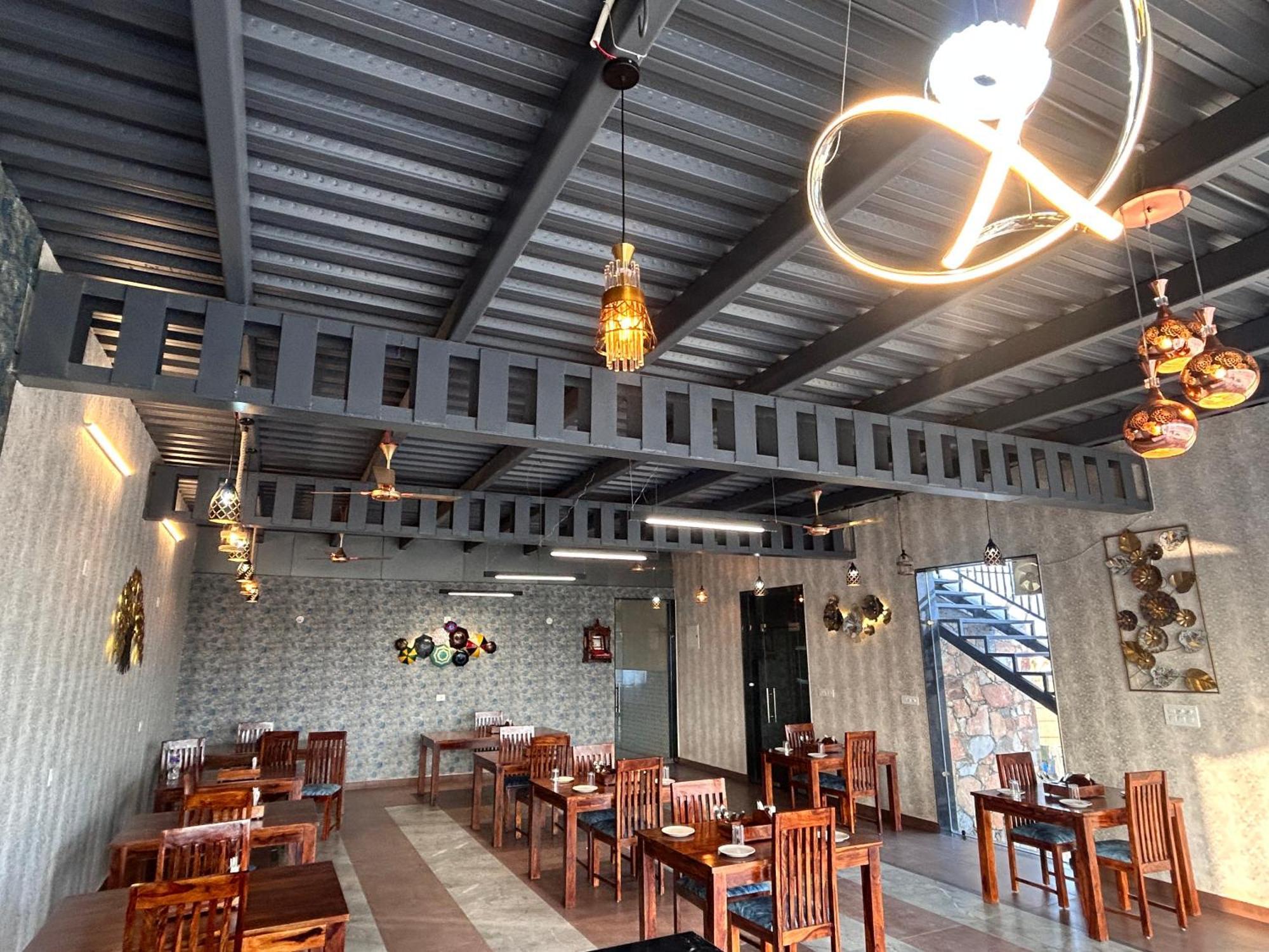 Royal Rajasthan Resort Sikar Экстерьер фото