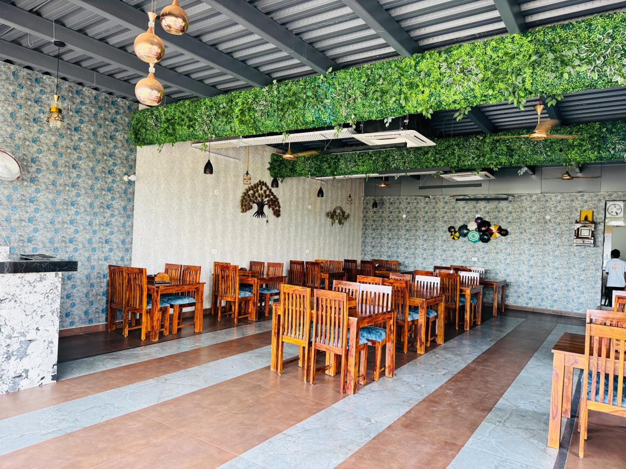 Royal Rajasthan Resort Sikar Экстерьер фото